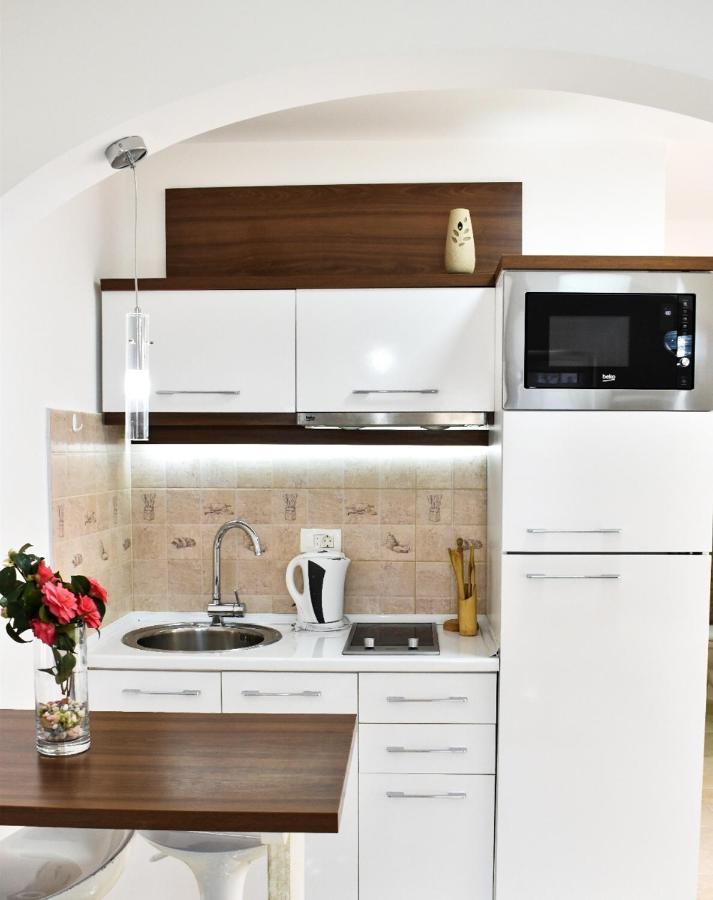 Paunovic Apartments Tivat Exteriér fotografie