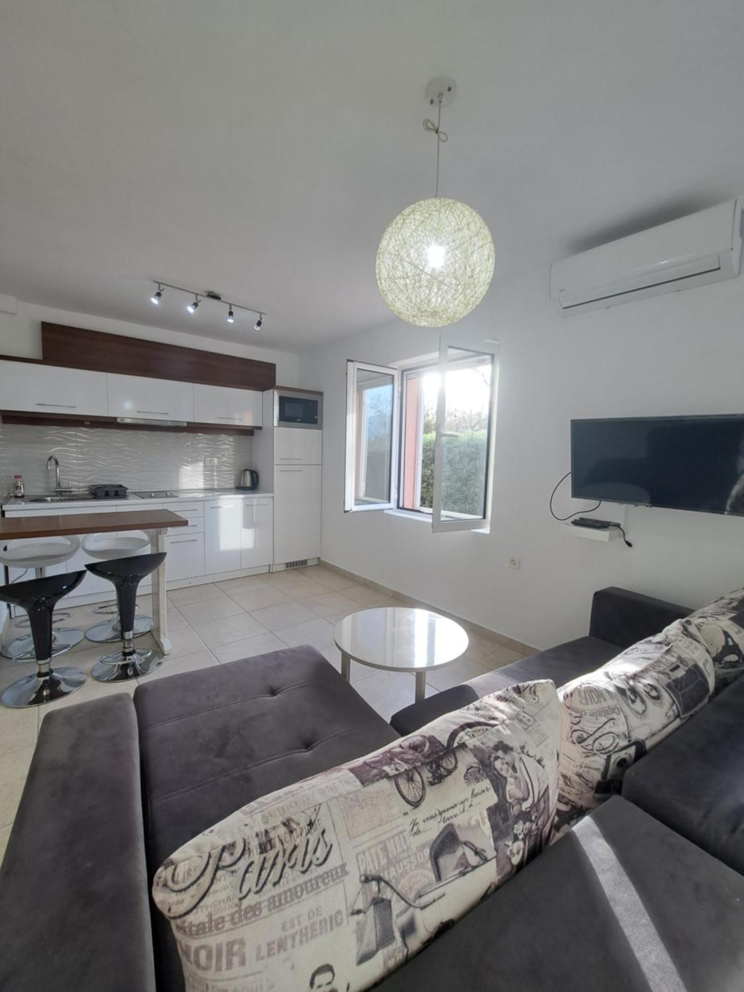 Paunovic Apartments Tivat Exteriér fotografie
