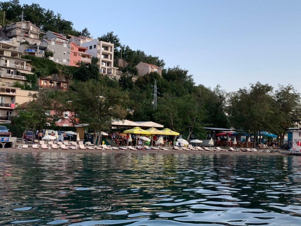 Paunovic Apartments Tivat Exteriér fotografie